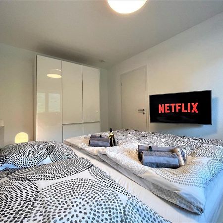 Moselpromenade Villa Moselufer, Panorama & Burg Cochem Blick, Netflix, Balkon Esterno foto