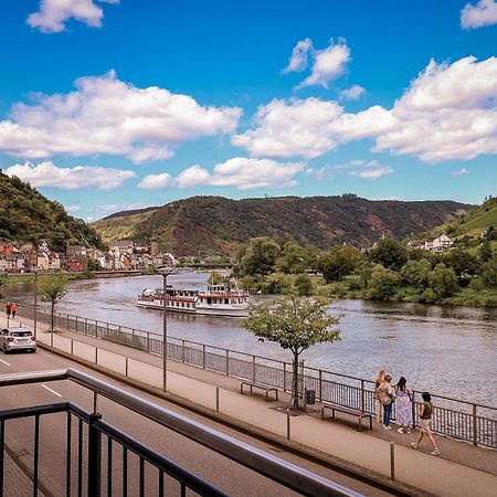 Moselpromenade Villa Moselufer, Panorama & Burg Cochem Blick, Netflix, Balkon Esterno foto